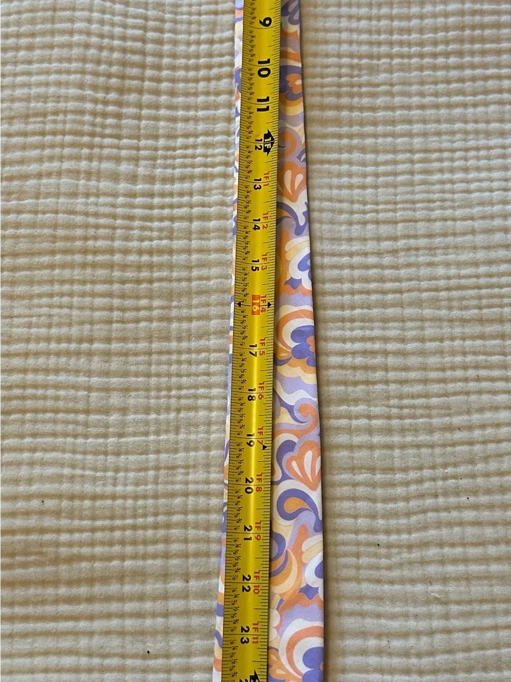 Dazie Lavender, Peach & White Swirl Tie